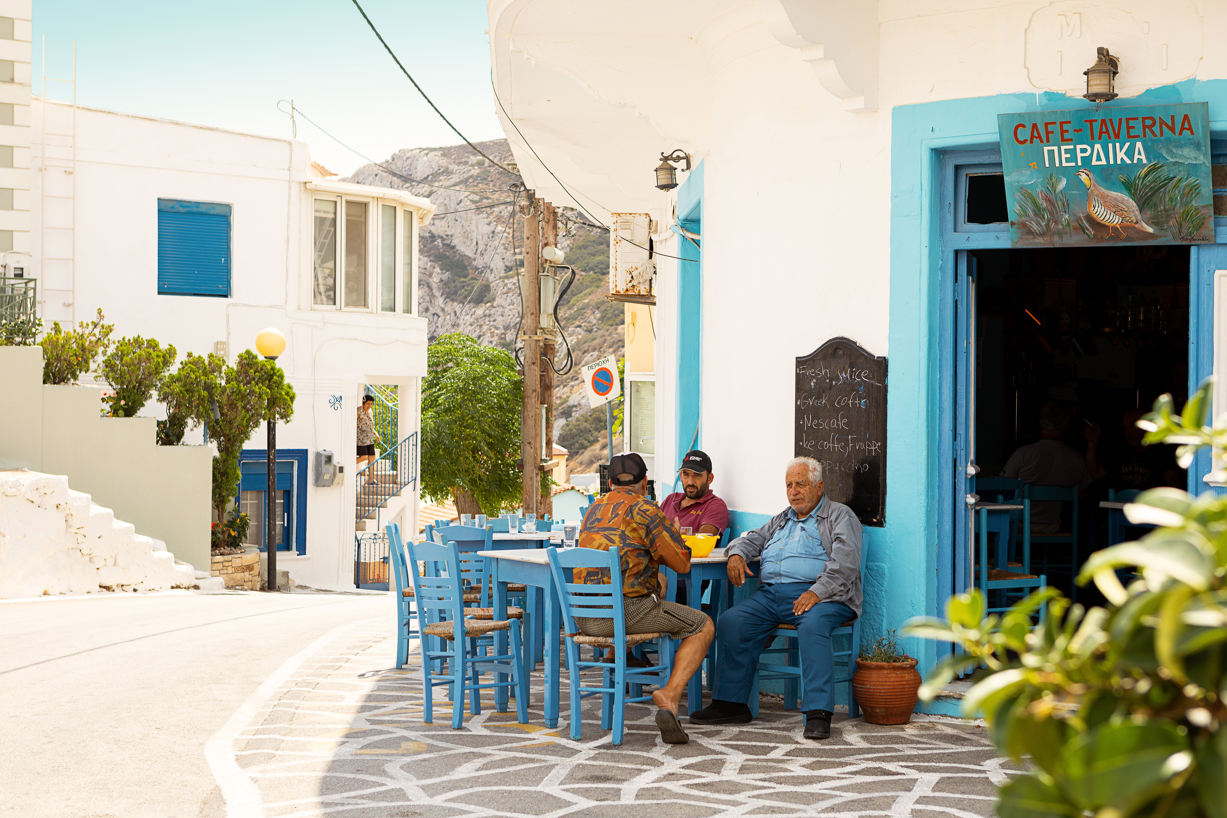 Menetés, mellom Karpathos by og Lefkos