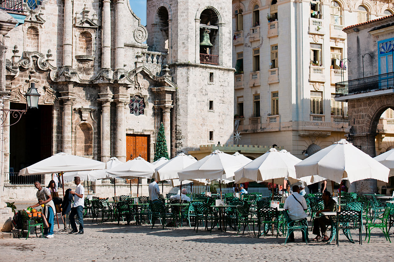 Havanna – torget ved katedralen San Cristobal