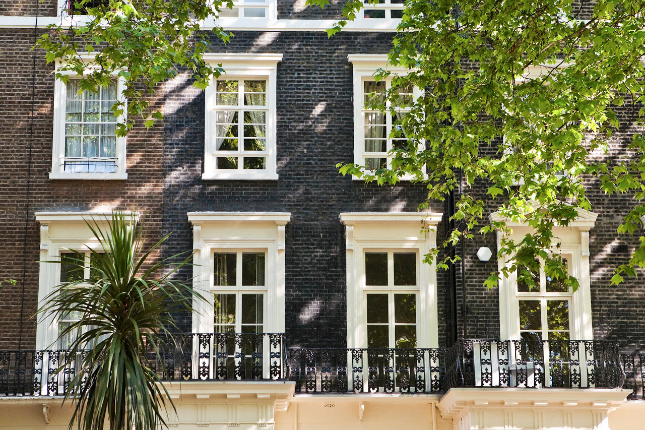 Sussex Gardens, London