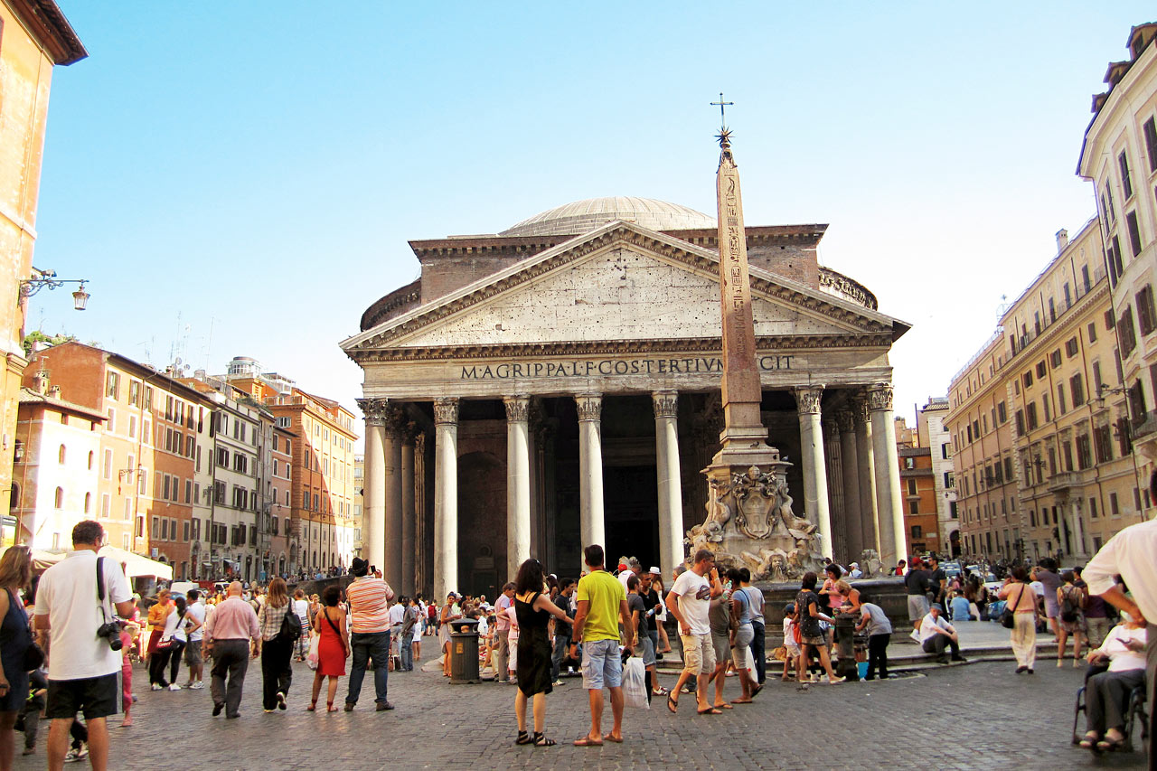 Pantheon, Roma
