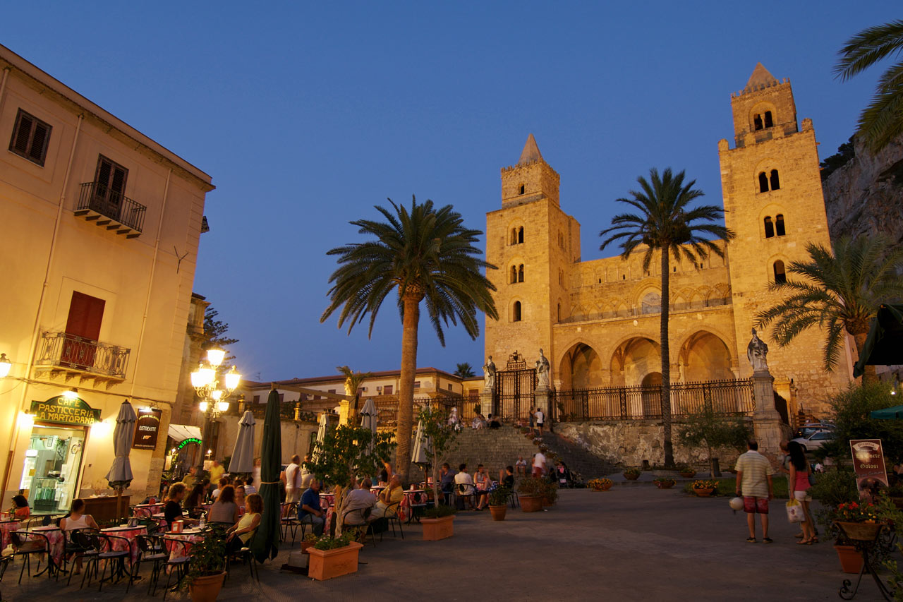 Cefalù, Sicilia