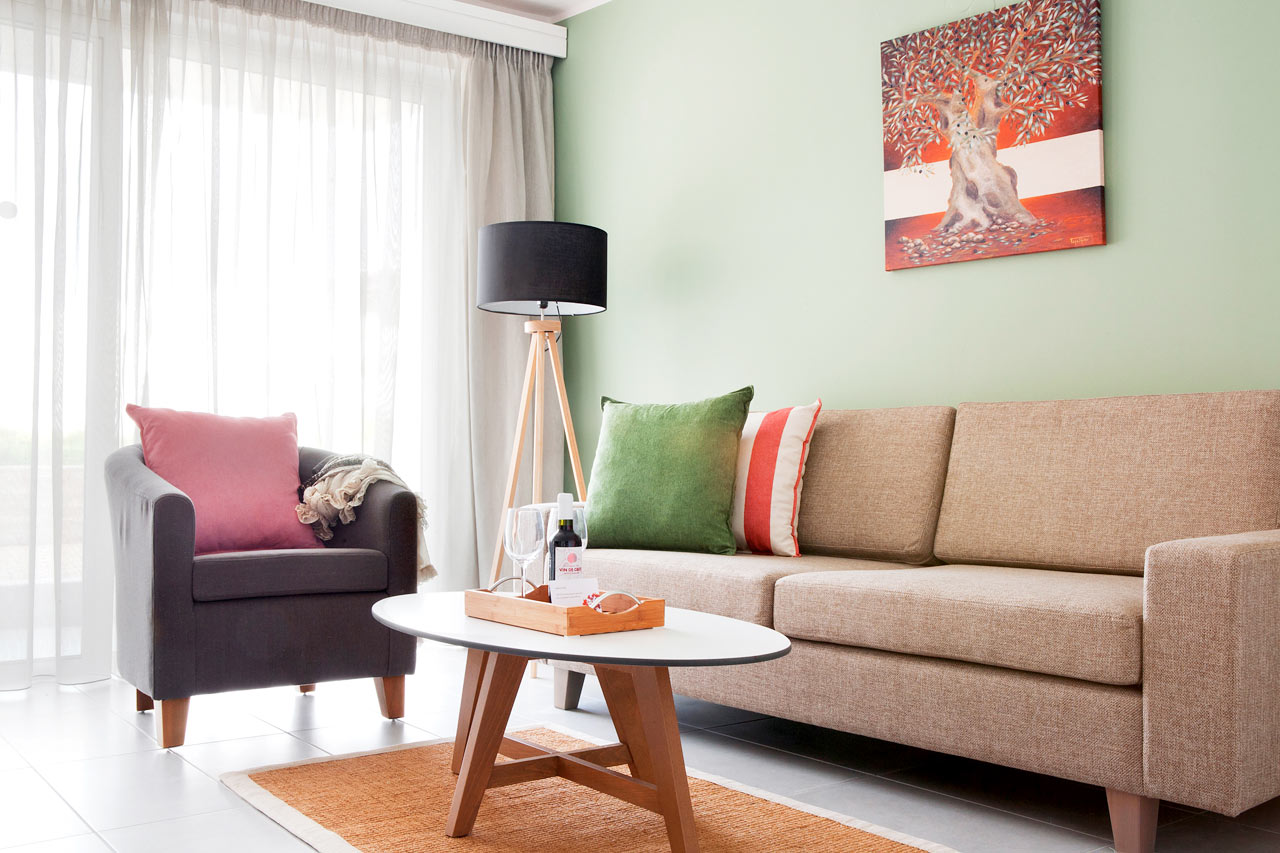 Oppholdsrom-delen i en Classic Suite
