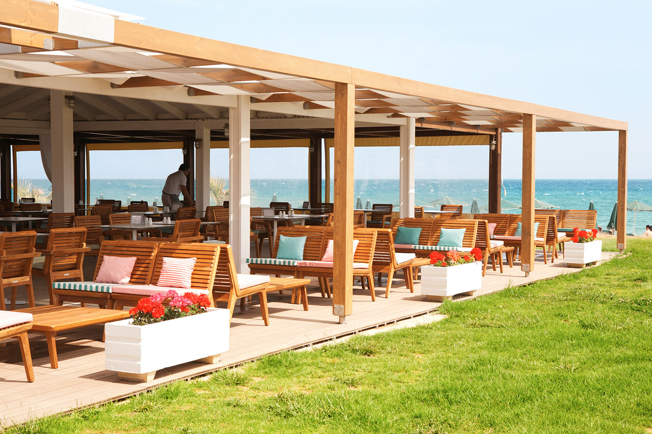 Beach Lounge