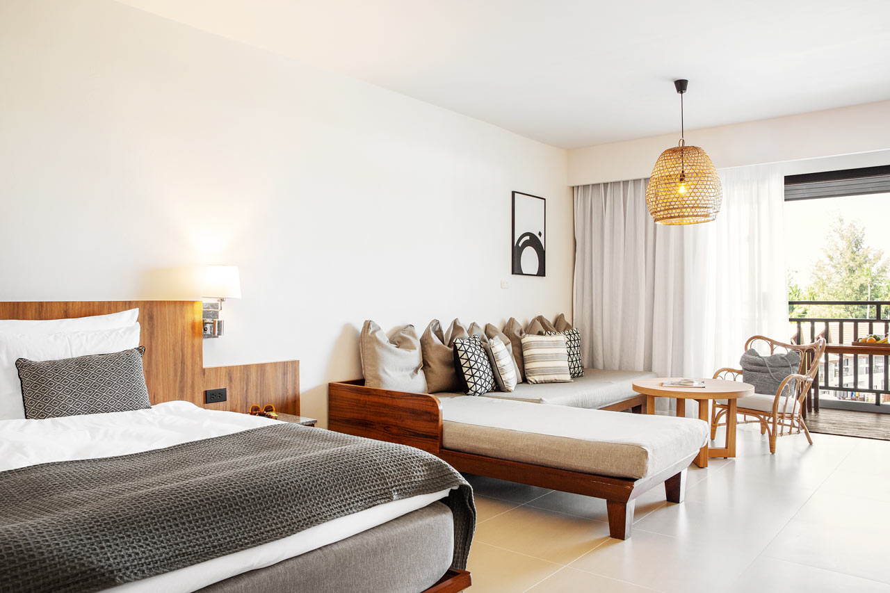 2-romssuite FAMILY SUITE med balkong mot bassengområdet