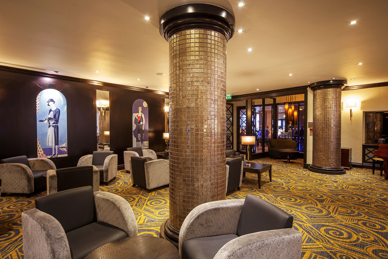 Hotellbar som deles med søsterhotellet President og Imperial.