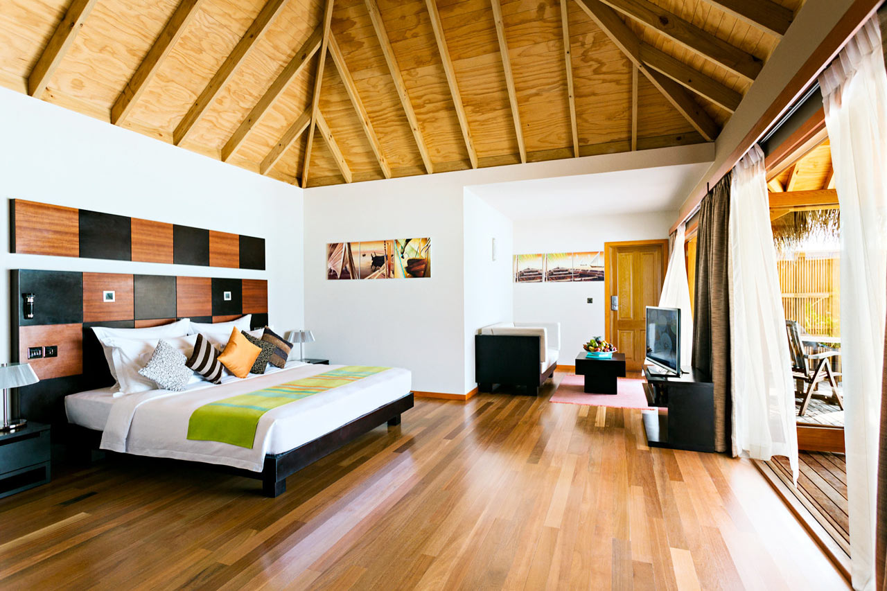 Jacuzzi Beach Villas