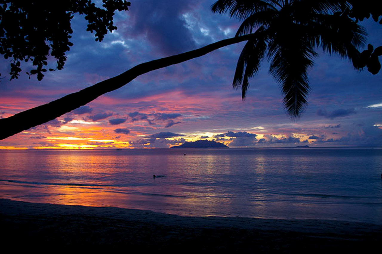 Stranden ved hotellet.