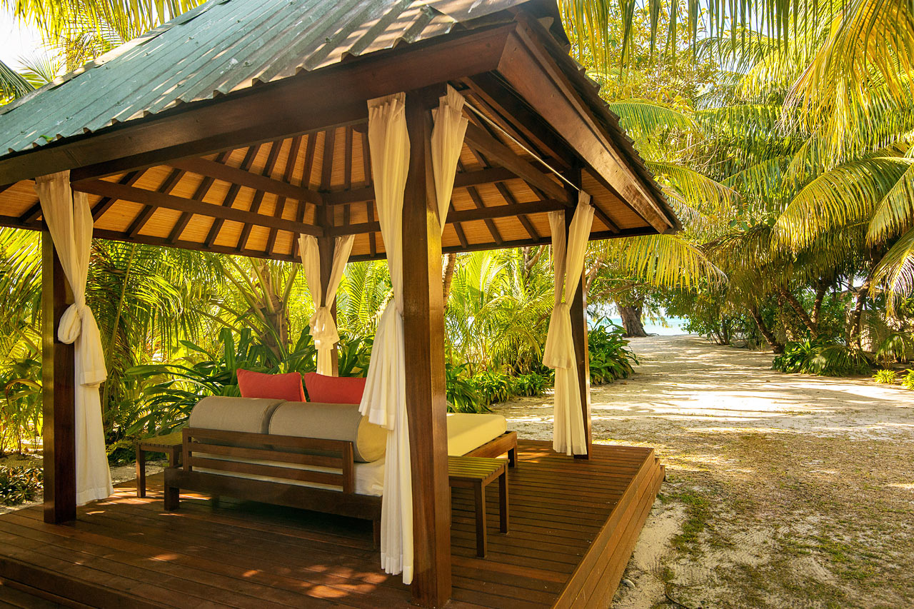 Deluxe Beach Cottage
