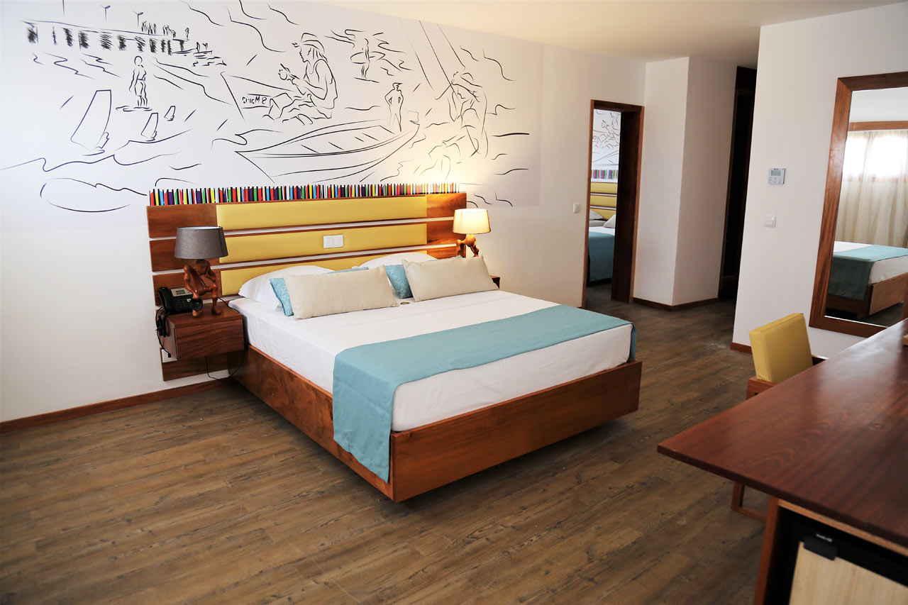 Dublettrom suite mot havet