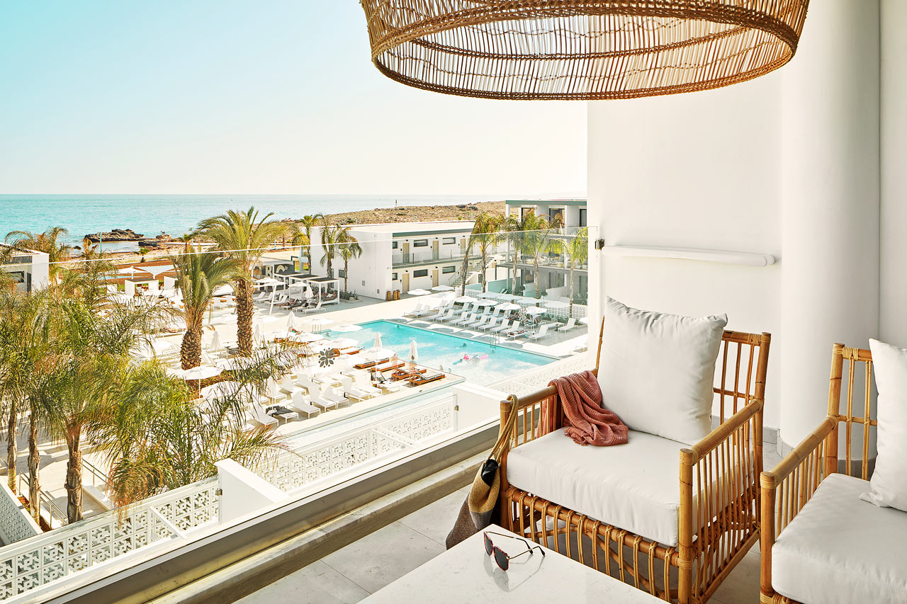 2-roms CLUB SUITE med balkong mot havet