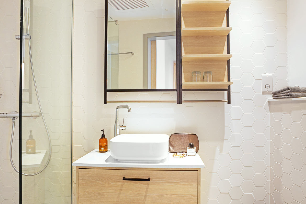 Prime Lounge Suite 1 rom med stor balkong med havutsikt