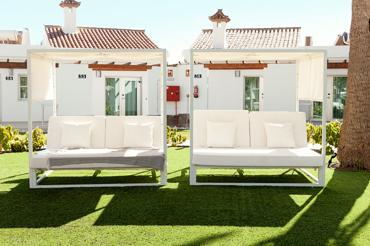 Lounge for gjester i 2-romsleilighet med takterrasse og 2-romsleilighet superior med terrasse