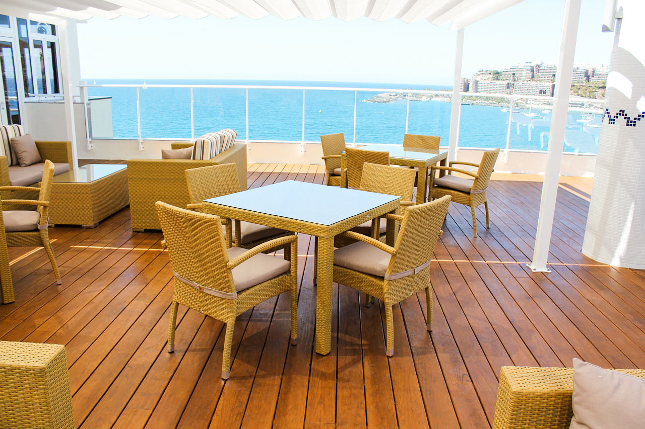 Om vinteren og våren serveres frokosten ofte på takterrassen