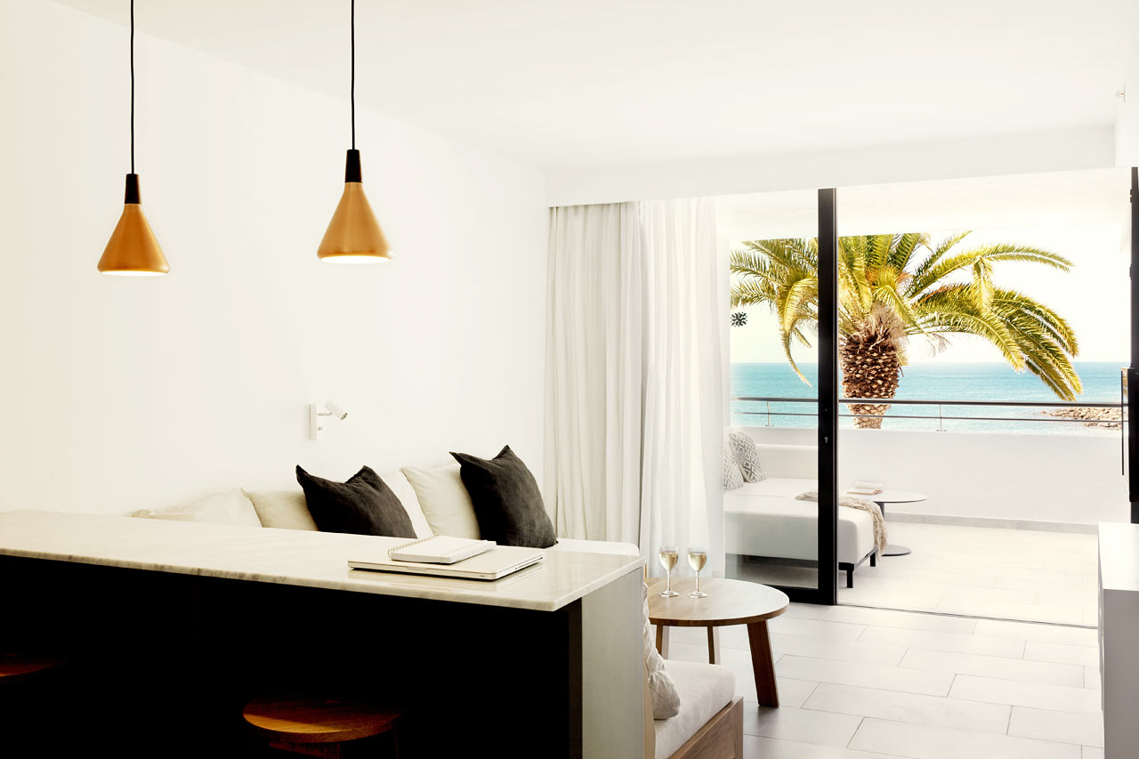 2-roms Club Suite med balkong og havutsikt