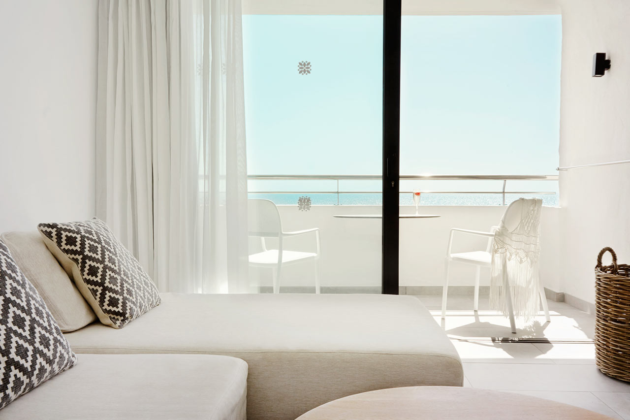 2-roms Club Suite med balkong og havutsikt