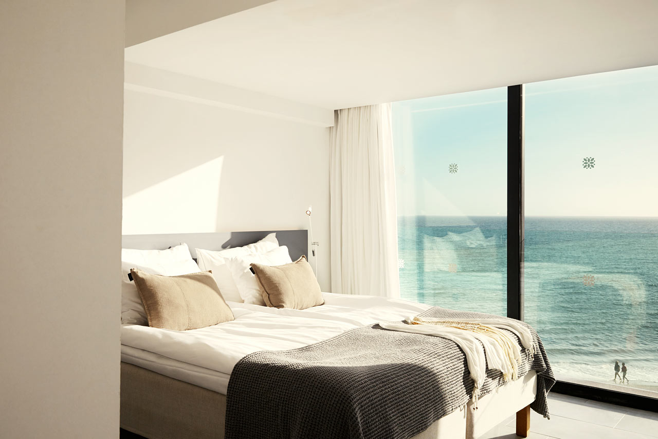 3-roms Generous Suite med stor tak- og loungeterrasse med havutsikt