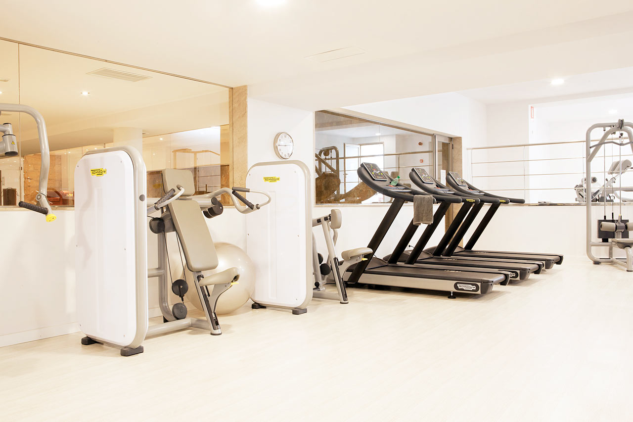 Sunprime Fitness tilbyr styrketrening og treningstimer