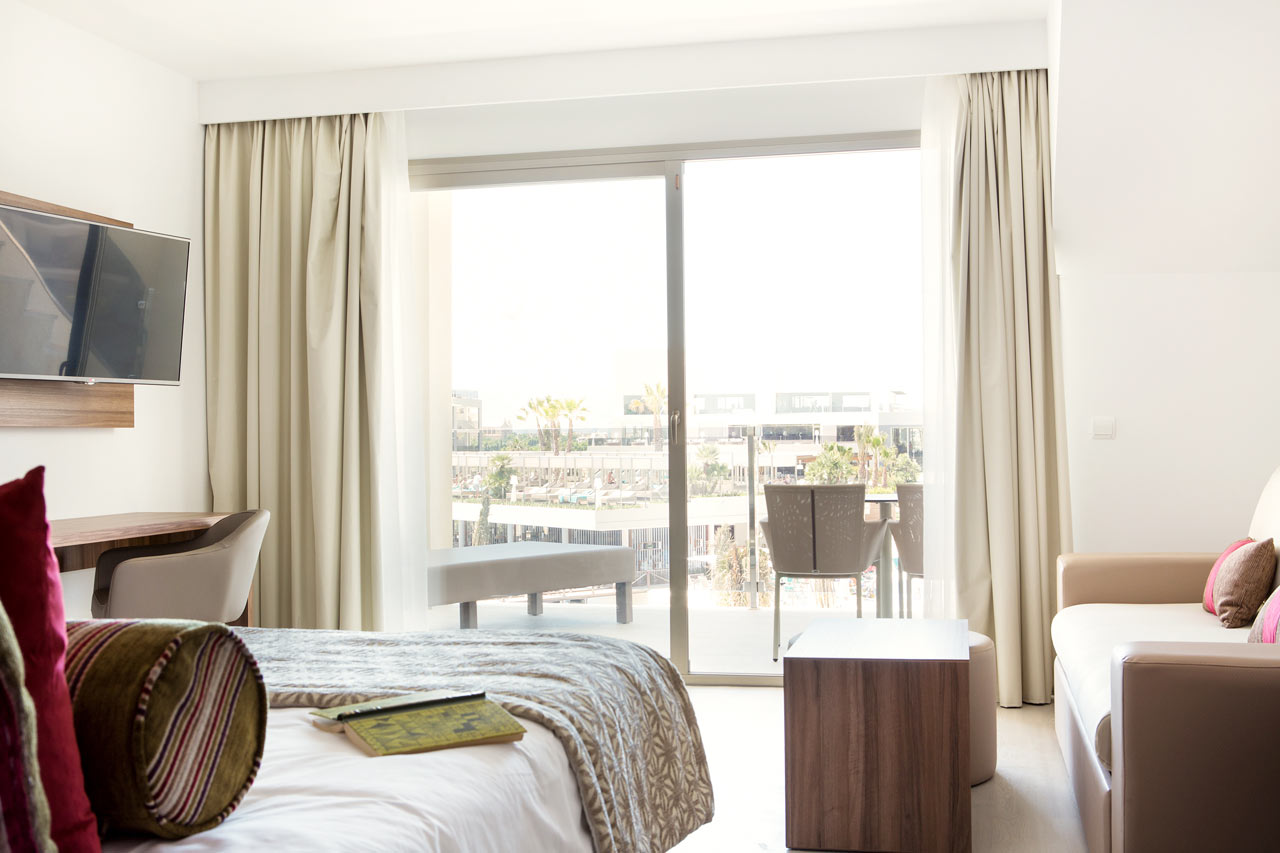 Dobbeltrom juniorsuite med stor takterrasse og boblebad