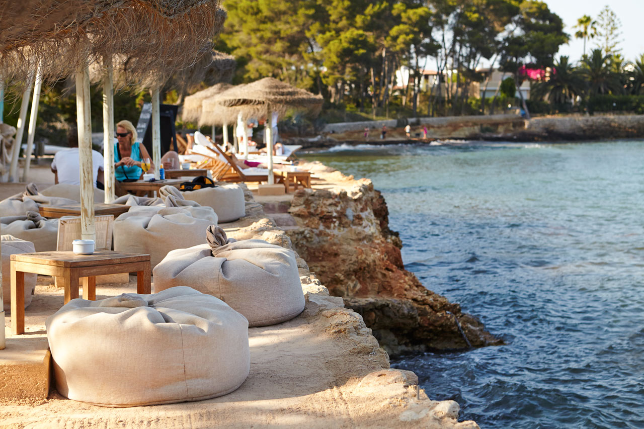 Babylon Beach Bar