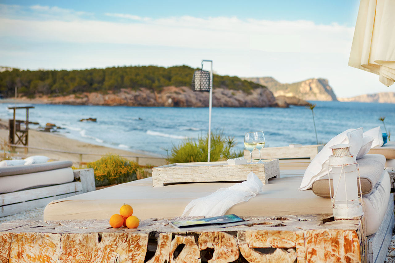 Atzaro Beach Club