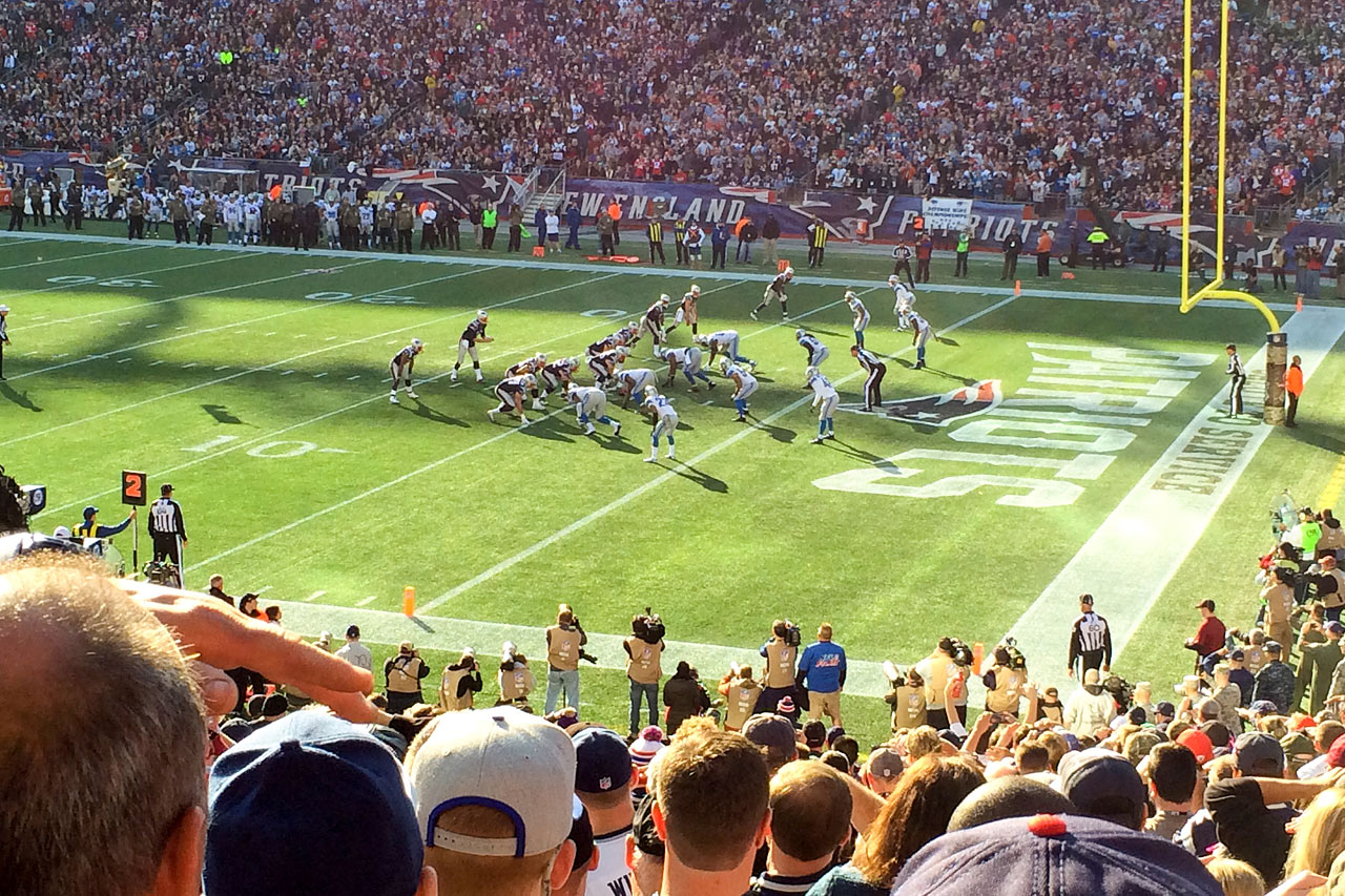 New England Patriots spiller sine kamper på Gillette Stadium utenfor Boston