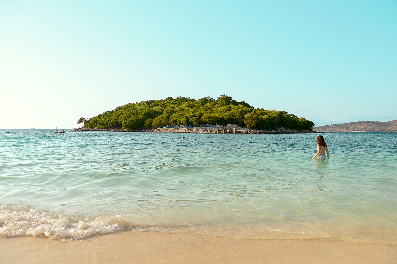Utflukten "Ksamil-stranden og sjømat"