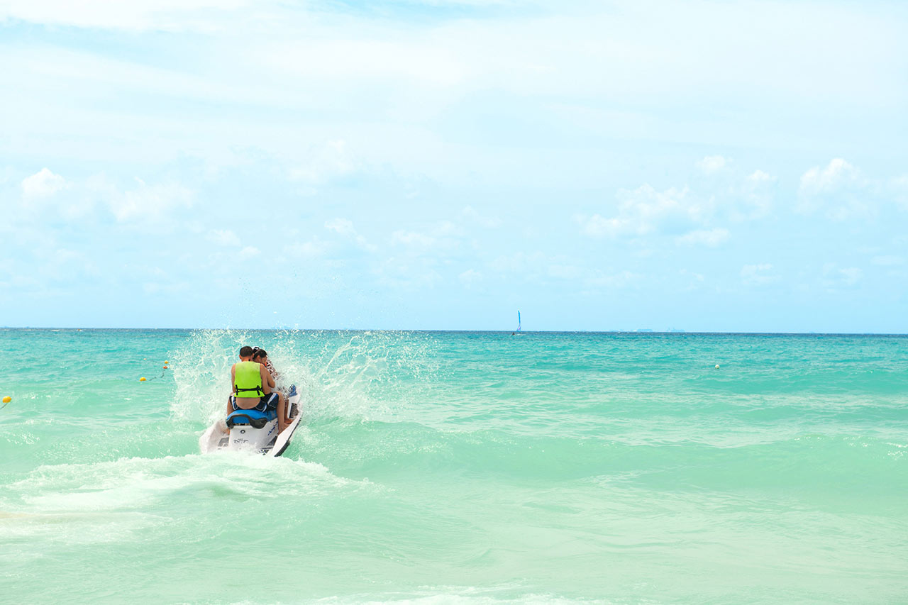I Playa del Carmen kan du velge mellom mange vannsportsaktiviteter