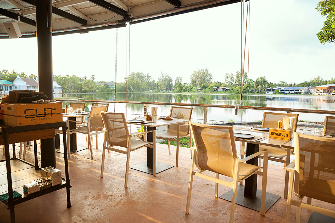 The Cut Restaurant -ravintola Boat Avenue -ostoskeskuksessa