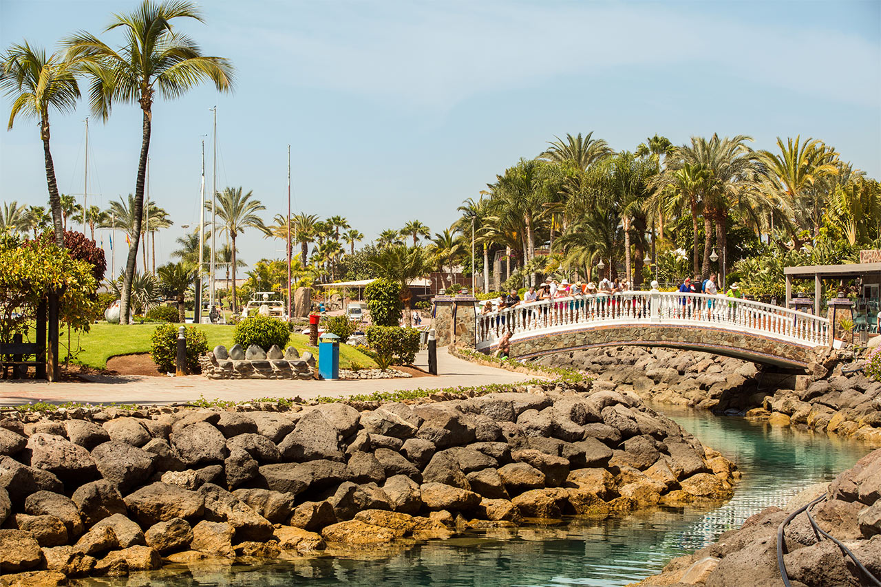Den lille parken ved Anfi-stranden