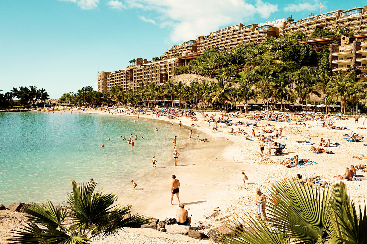 Anfi-stranden, ca. 15 minutters spasertur fra Sunwing Arguineguín Seafront