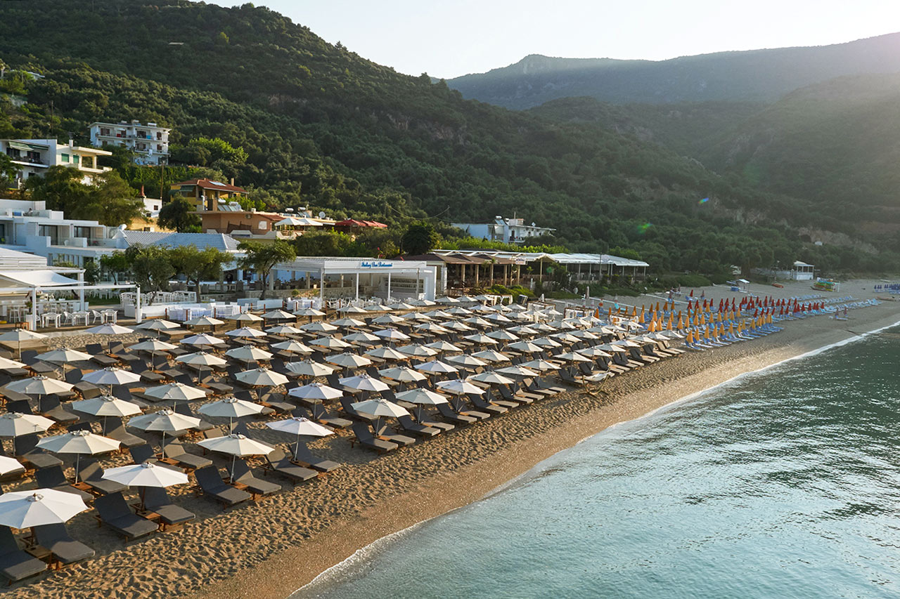 Lichnos Beach