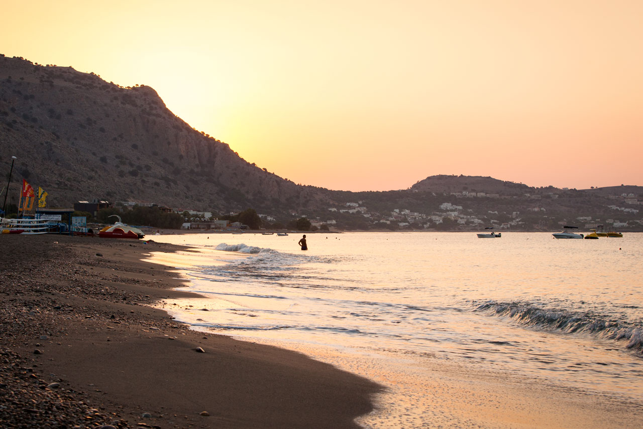 Stranden nedenfor Lindos Princess