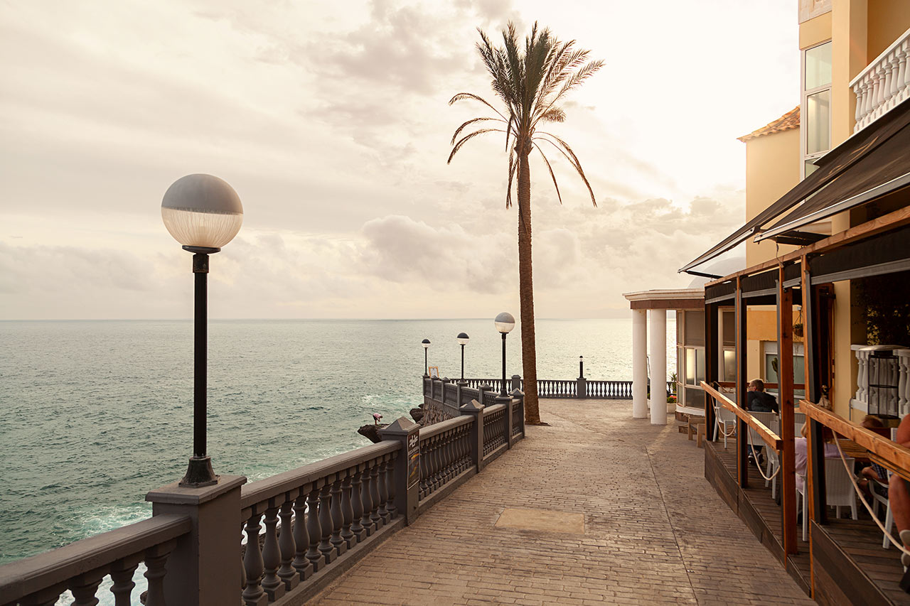Det ligger flere hyggelige restauranter med uteserveringer i Playa Paraiso
